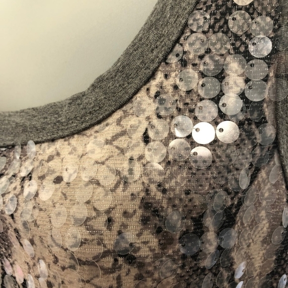 Tank Top - Picture 4 of 9